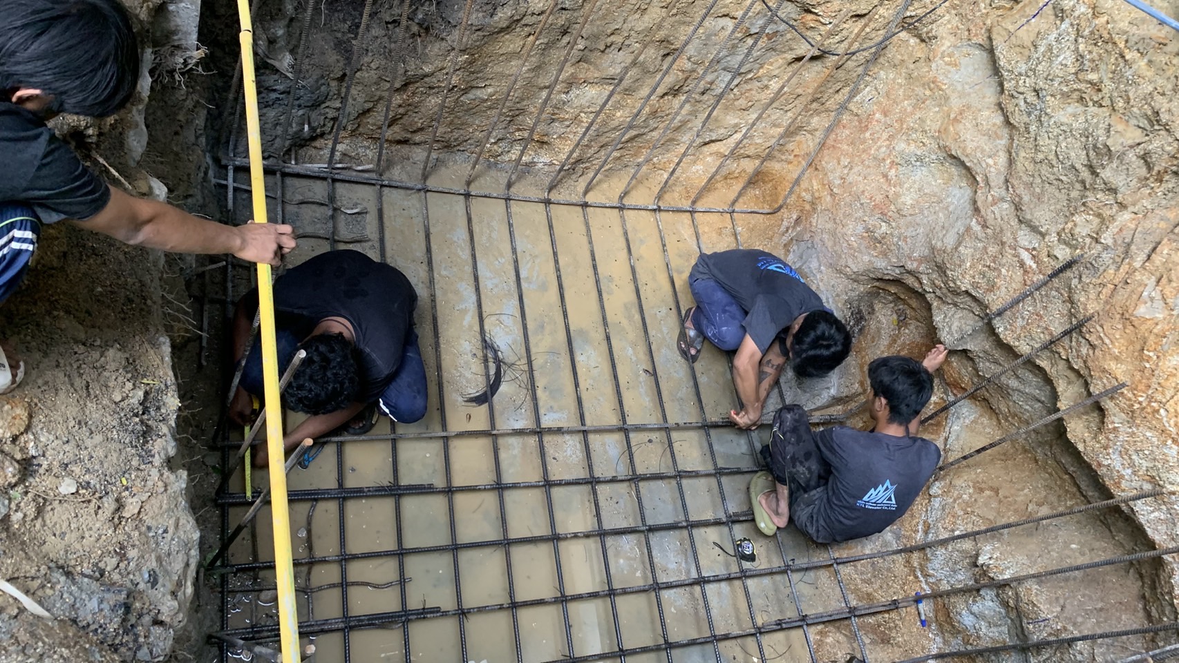 PIT STRUCTURE